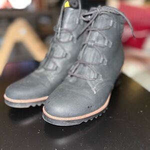Life Stride Black Lace-Up Boots